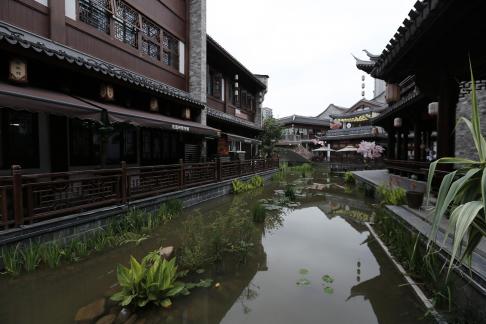 The House by the River 7