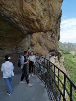 Mountain plank road 8