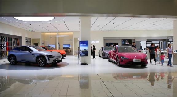 Shopping malls in big cities 20