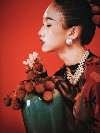 Blush of Litchi · Lingnan (荔焰流红・岭南)