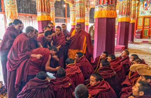 tibetan monks meeting