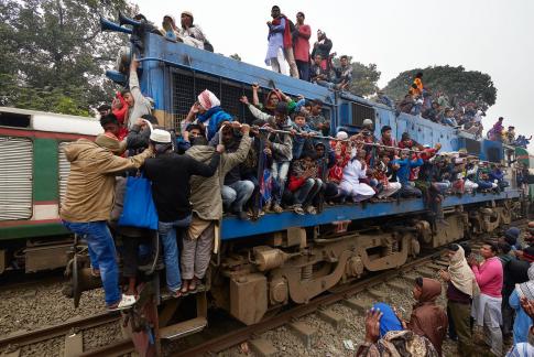 Bangladesh train 19