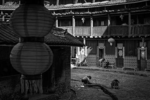 Leisure time in tulou4