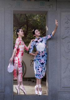 Qipao Ballet Sisters