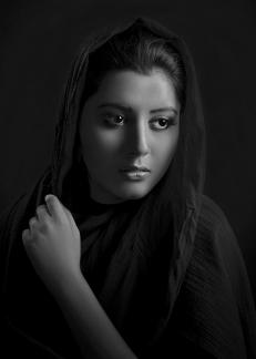 LADY IN BLACK