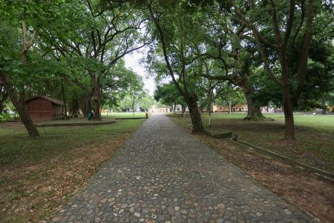 path leads to a secluded spot 1