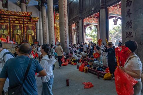 pray to deity for blessing 2 pray to deity for blessing 2