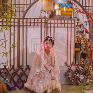 Ancient costume characters 45