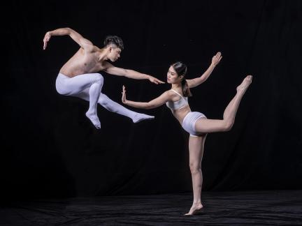 Duet dance