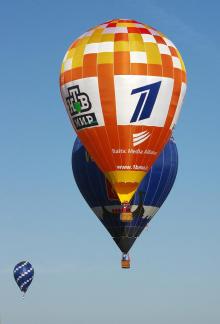 Three is not a wheel