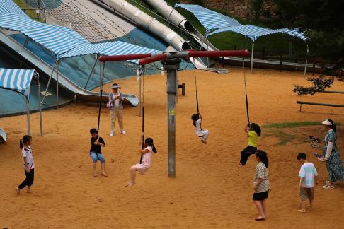 A corner of the amusement park 3