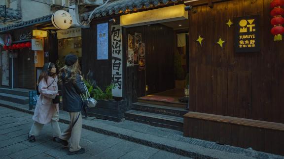 Ancient alleys in the city 3